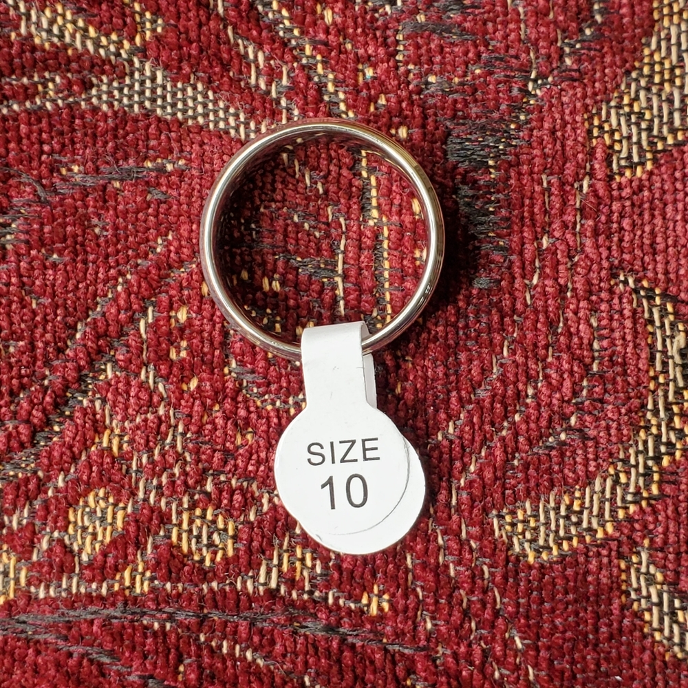 Mens ring size 10 - Picture 2 of 2